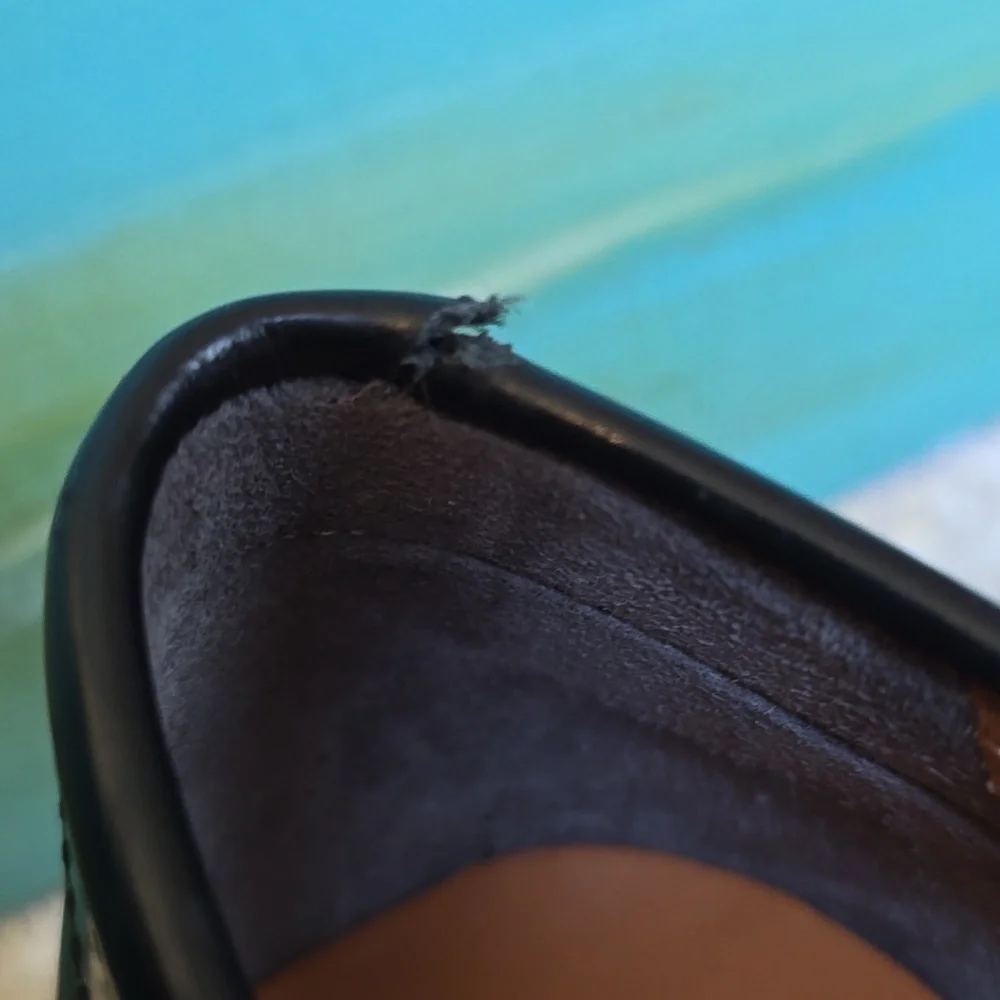 Everlane The Modern Tassel Loafer Women's Size 7.5 (NWOT -  FLAW SEE NOTES)